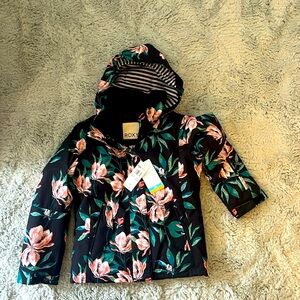 Girls Roxy Ski/Snowboard Coat. Floral pattern. New/Excellent Condition.